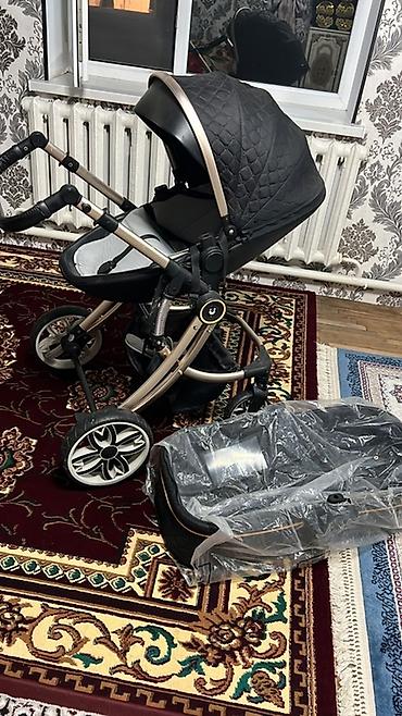джой коляска: Продается детская коляска 2 в 1 (люлька + прогулочный блок). Состояние — 1