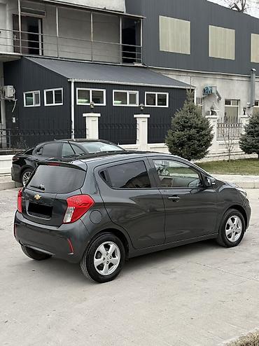 Chevrolet: Chevrolet Spark: 2019 г., 1 л, Вариатор, Бензин, Хэтчбэк — 6
