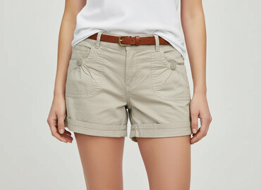 spodnie czołgisty: Cherokee, Shorts for women, size M (EU 38)