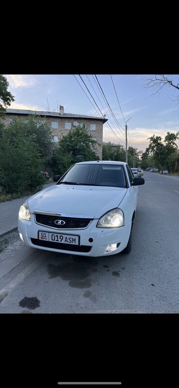 уазик грузовой: ВАЗ (ЛАДА) Priora: 2011 г., 1.6 л, Механика, Бензин, Седан