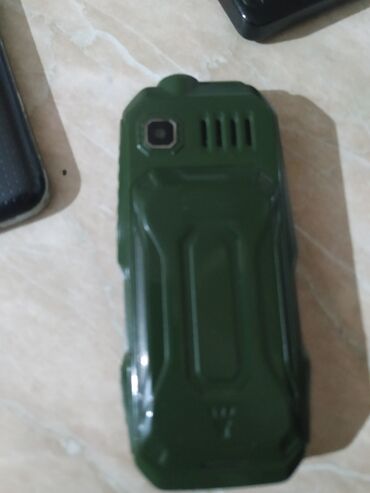nokia 515 dual sim купить: Salam hem Powerbank (10000 mah)hem 3 nomreli telefon. super