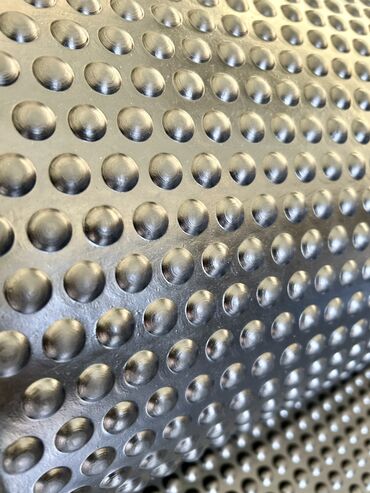 Товары и оборудование для с/х животных: МАТЫ для Крупно Рогатого Скота ( КРС ) (Резиновые коврики для — 2