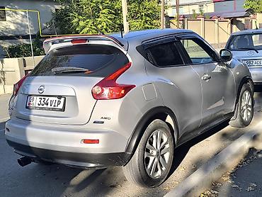 Продажа авто: Nissan Juke: 2013 г., 1.6 л, Типтроник, Бензин, Кроссовер — 7