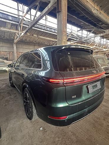 byd e9 1: Lixiang L9: 2024 г., 1.5 л, Автомат, Электромобиль, Кроссовер — 6