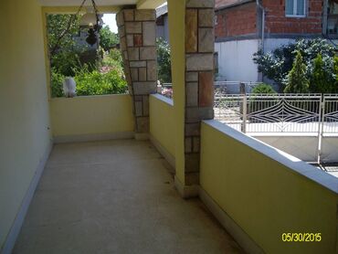 Kuće na prodaju: 104 kv. m, 3 sobe — 3