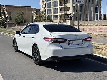 highlander 2012: Toyota Camry: 2022 г., 2 л, Вариатор, Бензин, Седан — 6