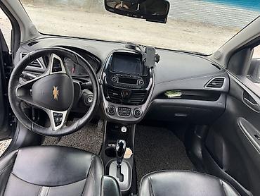Chevrolet: Chevrolet Spark: 2018 г., 1 л, Вариатор, Бензин, Хэтчбэк — 9