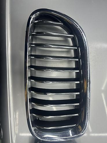 abilsovka: Məhsul: Avtomobil üçün ön radiator barmaqlığı (çərçivəli “böyrək” — 1