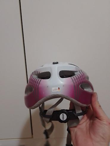 Oprema za bicikliste: Uvex biciklistička kaciga vel obim 52-57 - Brend/model: Uvex (logo na — 9