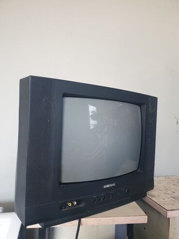 куплю телевизор бу недорого: Б/у Телевизор LG 40" Самовывоз