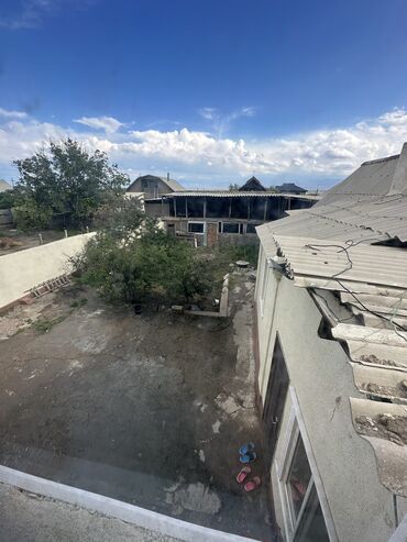 Продажа домов: Дом, 300 м², 10 комнат, Собственник at lalafo.kg — 18 Продажа домов: Дом, 300 м², 10 комнат, Собственник — 18