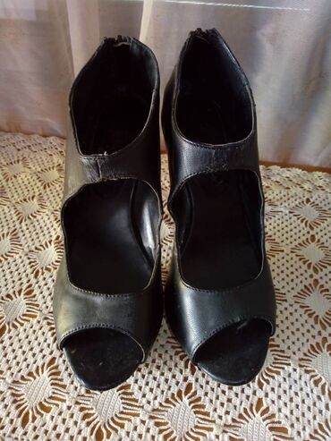 sandale nine west: Sandals, 40