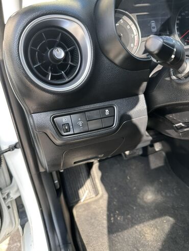 Kia: Kia K3: 2022 г., 1.6 л, Автомат, Бензин, Седан — 12