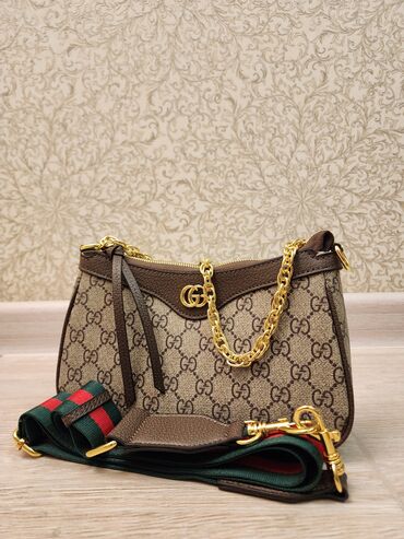 барсетка armani: Классическая сумка, Gucci, Италия, Материал: Натуральная кожа, Застежка на молнии, Множество карманов, Разделенные отделения, Женские, Новый