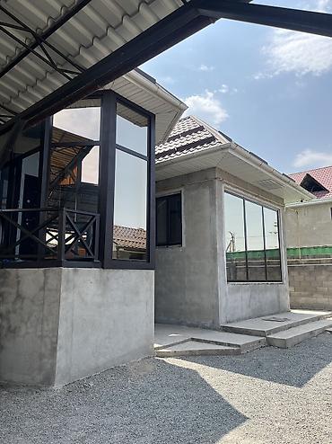 Продажа коттеджей и домов: Продается дом с дизайнерским ремонтом и мебелью в ж/м Ак-Ордо,участок — 12