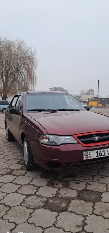 Daewoo: Daewoo Nexia: 2011 г., 1.5 л, Механика, Бензин, Седан