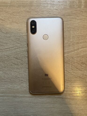 redmi mi play: Xiaomi, Mi2A, Б/у, 32 ГБ, цвет - Серебристый, 2 SIM