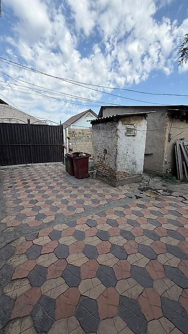 Продажа коттеджей и домов: Продается гостевой дом в районе Тоголок Молдо/ БЧК ж/м Салам Алик — 2
