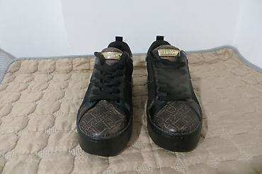yeezy papuče: LIU JO br 39 25cm unutrasnje gaziste stopala, patike, potpuno — 2