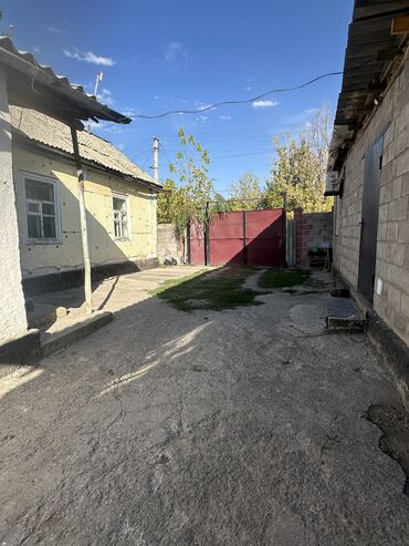 дом по трассе: Дом, 150 м², 3 комнаты, Собственник