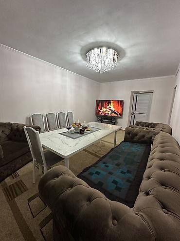 Продажа коттеджей и домов: 🏡 Продаётся уютный дом в тихом и комфортном районе! Идеальный вариант — 14