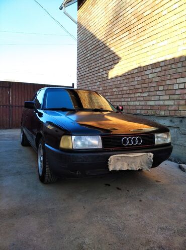 аваринный авто: Audi 80: 1989 г., 2 л, Механика, Бензин, Седан