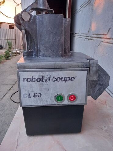 купить овощерезку ручную: Промышленный овощерезка Robot Coupe CL 50 предназначен для быстрой и