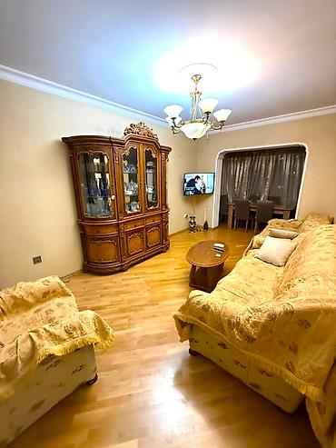 heftede 3gun evde xadime isi: Bakı, 4 otaqlı, Köhnə tikili, m. Əhmədli, 110 kv. m — 2