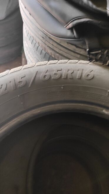 Шины: Шины 215 / 65 / R 16, Лето, Б/у, Комплект, Легковые