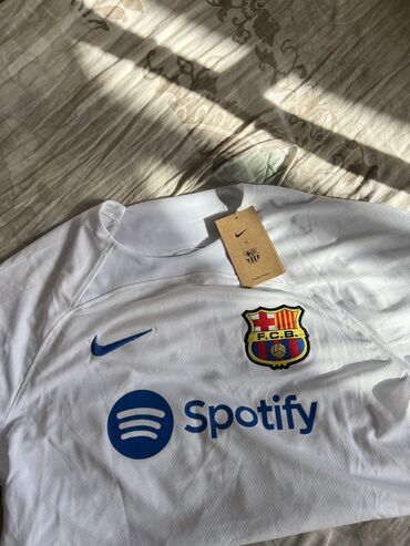 футболка xl: Футбольная форма Барселоны. Размер Xl. Качество 🔥