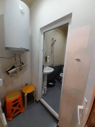 Kommersiya daşınmaz əmlakının satışı: Nərimanov rayonu, Təbriz küçəsində (gözəl ərazidə) inşa edilmiş 15 — 9