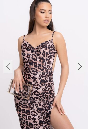 Ziyafət donları: 85 manata alınıb. Cəmi 1 dəfə ad günündə geyinilib. Əlaqə WhatsApp — 17