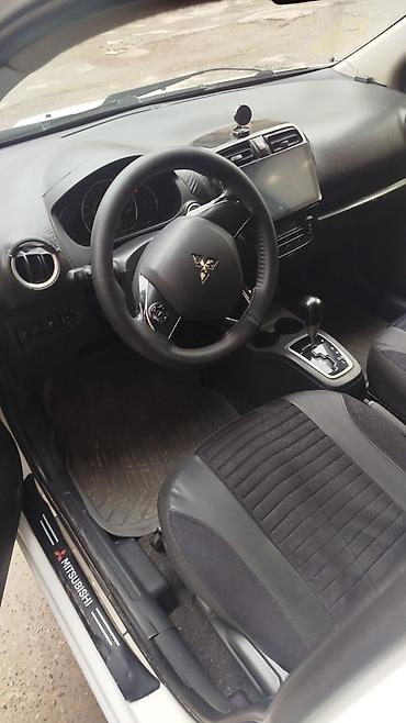 mitsubishi attrage: Mitsubishi Mirage: 1.2 l | 2017 il 157000 km Hetçbek — 5