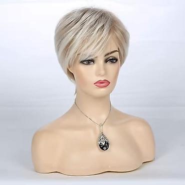 Perike i klipse: 3200 — 1