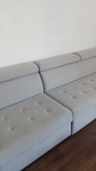 Прямые диваны: Прямой диван с длинными подлокотниками и регулируемыми подголовниками — 16