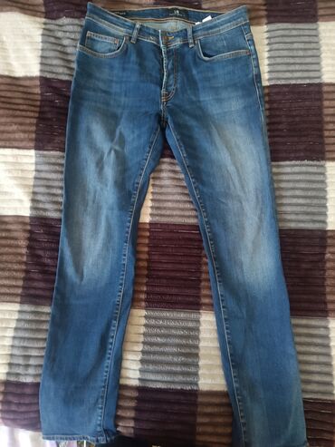 джинсы костюм: Джинсы S (EU 36), M (EU 38), L (EU 40)