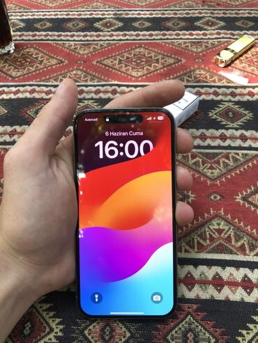 Apple iPhone: IPhone 15 Pro, 128 GB, Natural Titanium, Barmaq izi, Face ID, Hissə-hissə ödəniş