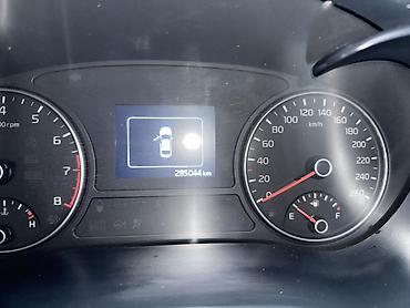 Kia: Kia K5: 2016 г., 0.2 л, Газ — 9