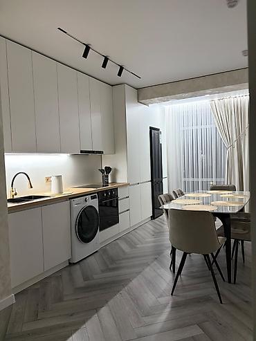 discovery studio: 1 комната, 50 м², Восток-5 мкр Элитка, 8 этаж — 10