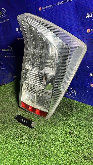 pir: Задний правый стоп-сигнал Toyota 2009 г., Б/у, Оригинал, США — 2