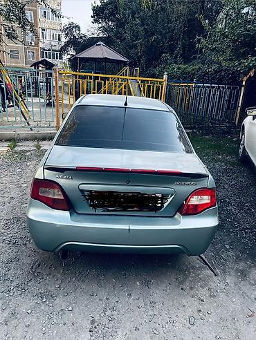 май жубаз: Daewoo Nexia: 2008 г., Кол менен иштөөчү, Бензин, Седан — 2