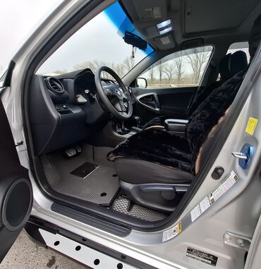 Toyota: Toyota RAV4: 2010 г., 2.5 л, Автомат, Газ, Кроссовер — 6