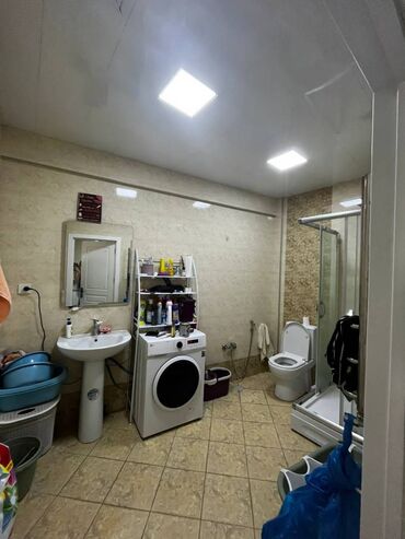 Uzunmüddətli kirayə mənzillər: Mənzil kirayə verilir. Studiyo tipli, tam təmirli və tam əşyalı 2 — 9