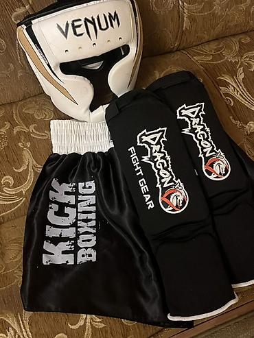 dayu kask: Kickboks üçün qoruyucu dəst - Başlıq: VENUM kaska (açıq üzlü, tam baş — 1