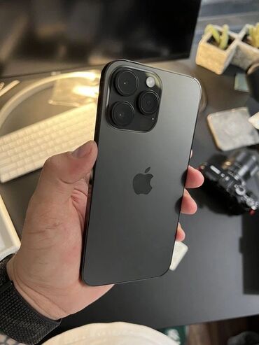 айфон 4000: IPhone 15 Pro Max, Колдонулган, 256 ГБ, Black Titanium, Каптама, Кабель, Куту, 87 %