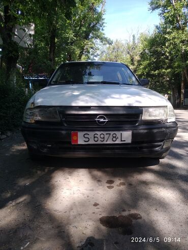 противотуманные фары бишкек: Передняя правая фара Opel 1994 г.