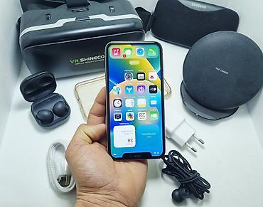 Apple iPhone: IPhone X, Б/у, 64 ГБ, Серебристый, Зарядное устройство, Чехол, Наушники, 100 % — 15