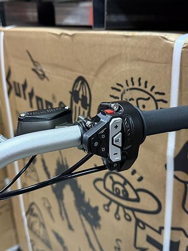 Мотоциклы: Surron Light Bee X 2️⃣ 2026 🔋 Батарея 78.54V45A съемная ⚡️ Мощность — 11