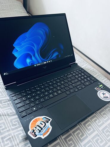 ноутбук виктус: Ноутбук, 8 ГБ ОЗУ, AMD Ryzen 5, 15.6 ", Б/у, Для несложных задач, память SSD