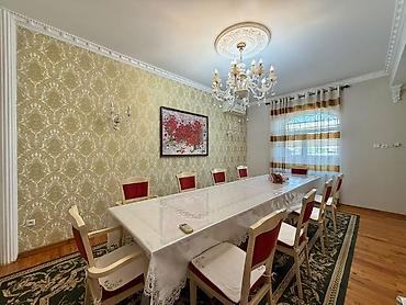 open space: Просторный дом с бассейном в районе Ахунбаева / Карадарьинской — 9